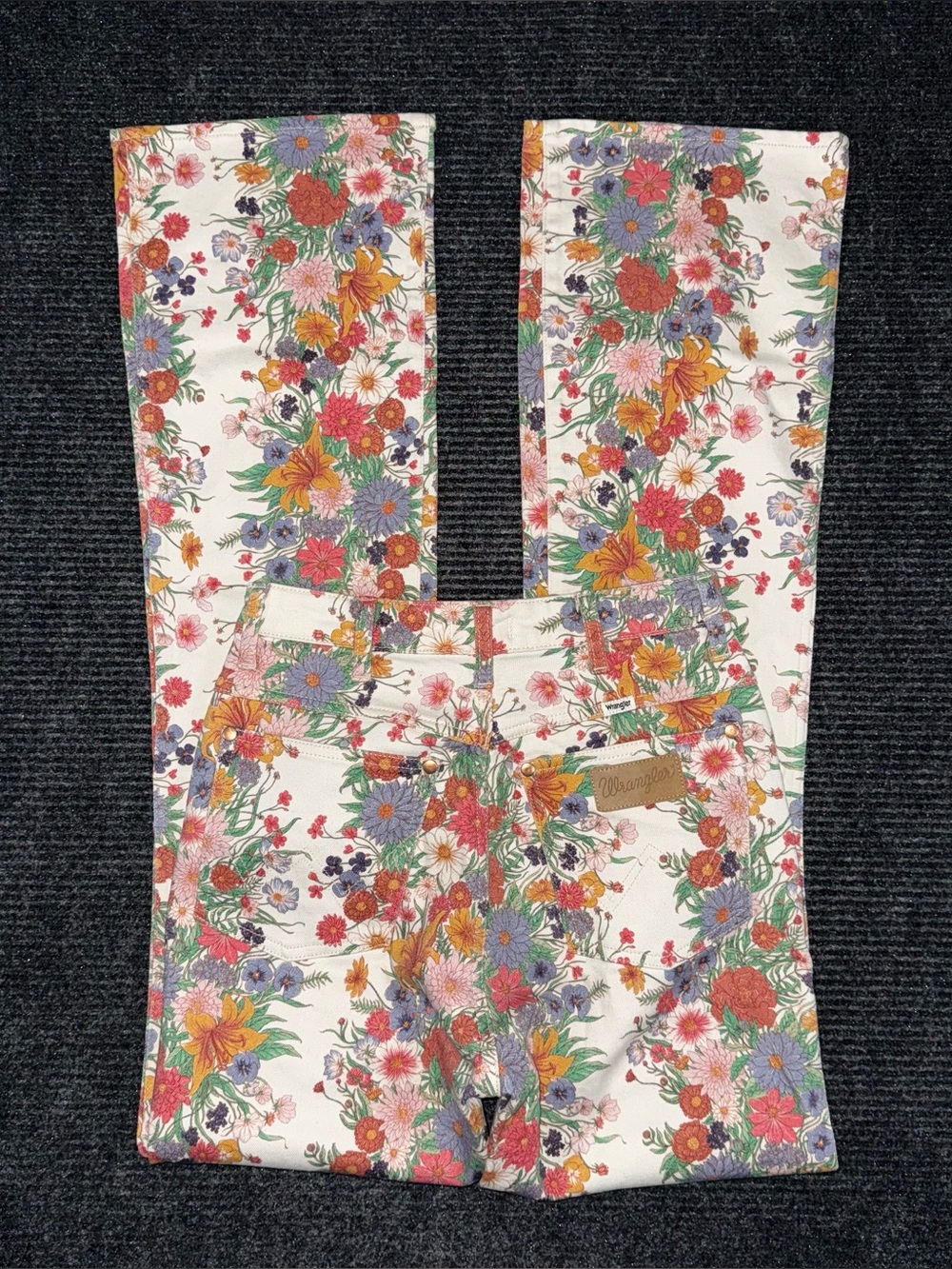 Free People x Wrangler Floral Print High Rise Bootcut Jeans 26 x 34 Western Boho